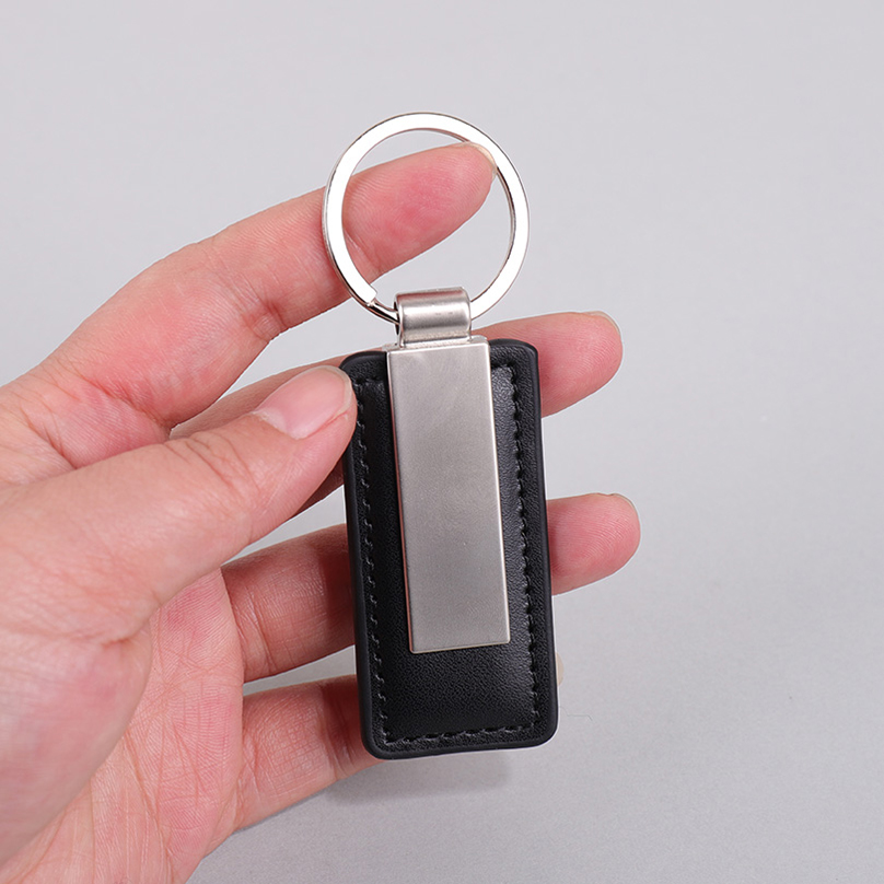 พวงกุญแจหนัง PU สลักชื่อตามสั่ - Personalized Engraved Gift บทวิจารณ์และราคา